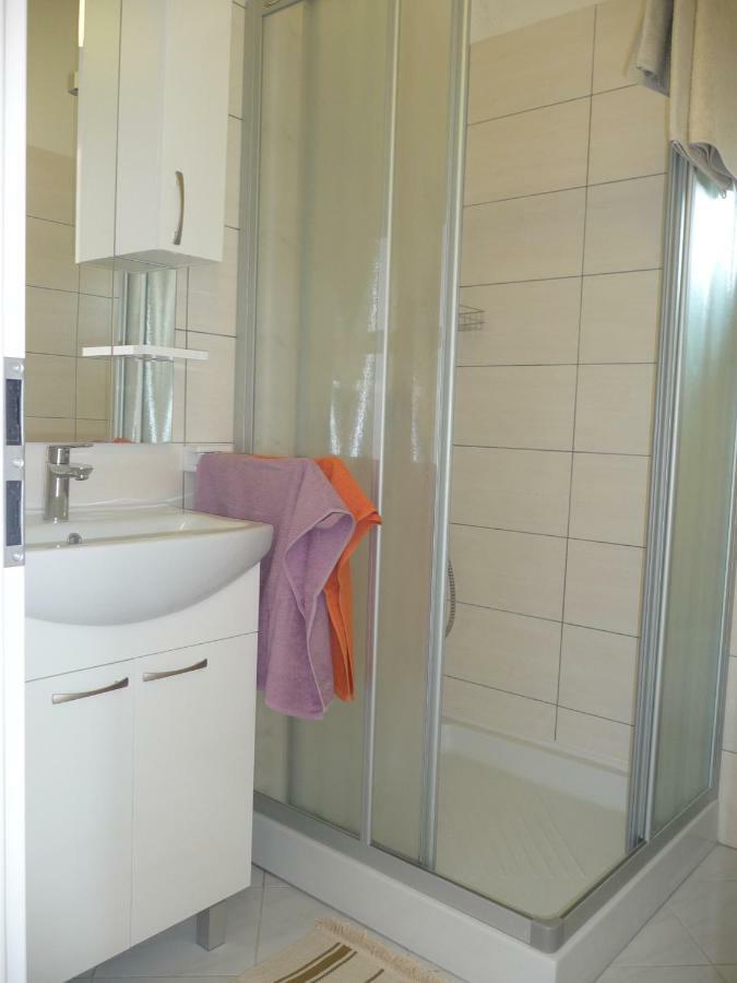 Apartments & Rooms Milka Umag Ngoại thất bức ảnh