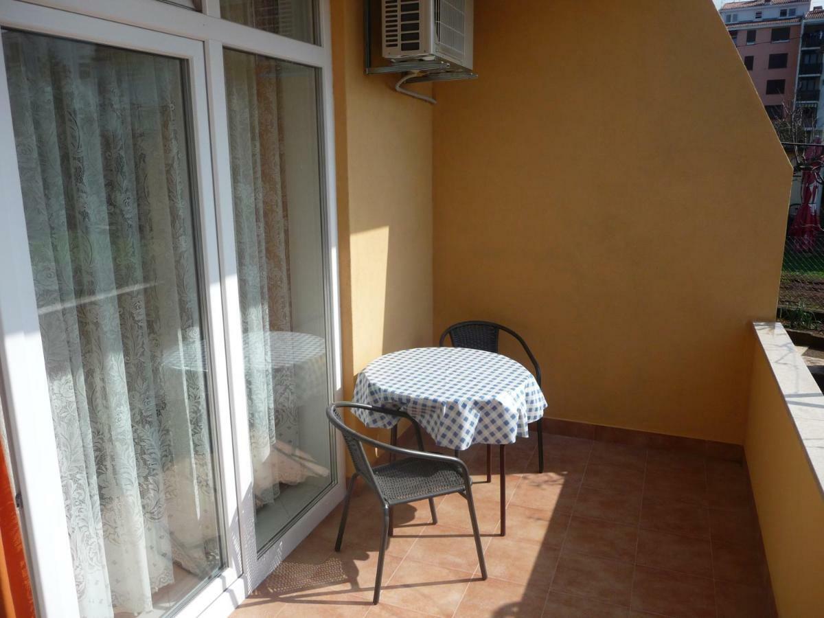 Apartments & Rooms Milka Umag Ngoại thất bức ảnh
