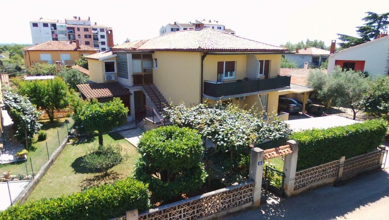 Apartments & Rooms Milka Umag Ngoại thất bức ảnh